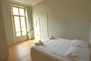 Fourth bedroom with 1 double bed + large cupboard and sea view