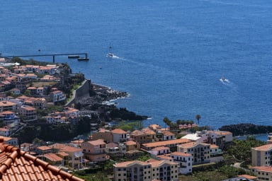 City View and sea view