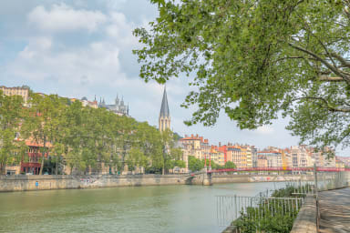 Profitez d'une belle balade en bord de quais ☀️