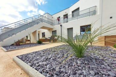 entrée + terrasse nord