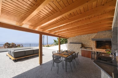 barbecue and dining area
