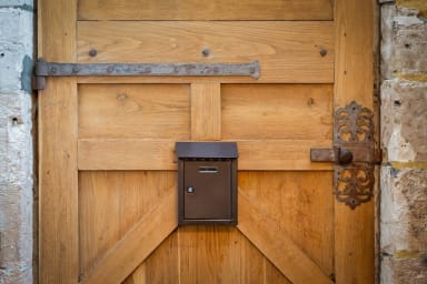 Porte avec cachet normand