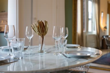 Table à manger pour des moments conviviaux ou de travail