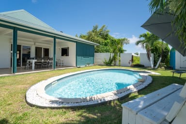 Photo de Villa en location saisonnière à Saint-Francois en Guadeloupe 