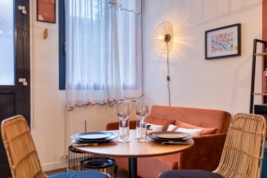 Table à manger et assises