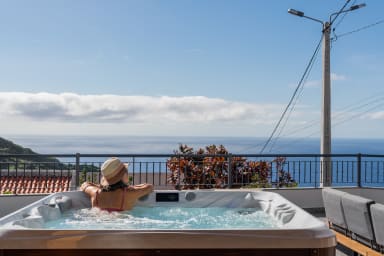 jacuzzi
