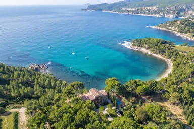 book-villa-isaure-property-rental-kid-friendly-cassis-pioma-home