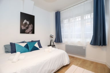 Coin nuit avec lit double