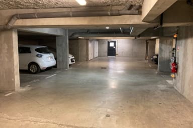 Parking sous terrain sécurisé