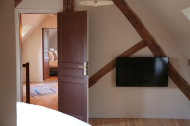 book-maison-diecisiete-property-rental-kid-friendly-rambouillet-pioma-home