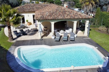 Villa avec piscine – 10min centre Cannes