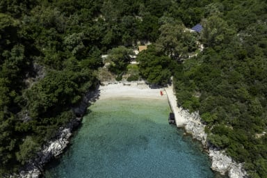 Villa Trianda, a true gem just 27 steps from the beach!