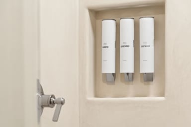 Public Goods Toiletries Provided