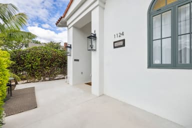 Charming boutique in the heart of downtown Santa Barbara