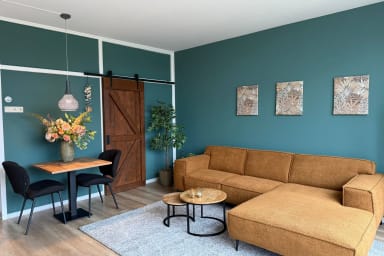 Green Happiness: Centraal gelegen met gratis privé parkeerplaats