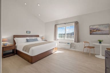 King-size bed, sleeps 2 and Kitchenette with Nespresso and Mini Fridge