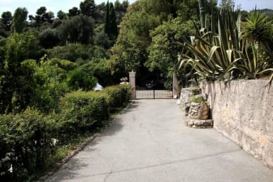 Entrée du domaine