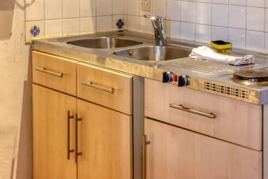 Kitchenette avec éléctroménager à dispostion