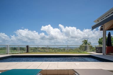 Photo de Villa en location saisonnière à Petit-Bourg en Guadeloupe