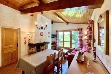 Ski-in/ski-out Apartment With Balcony In Combloux - Combloux