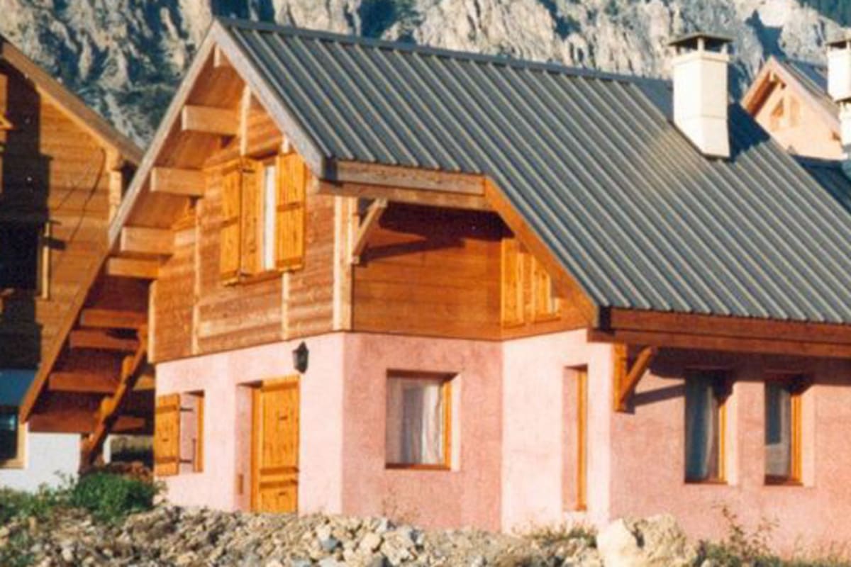 Chalet   Chalet Le Mélézin hameau des Chazals Nevache Hautes Alpes