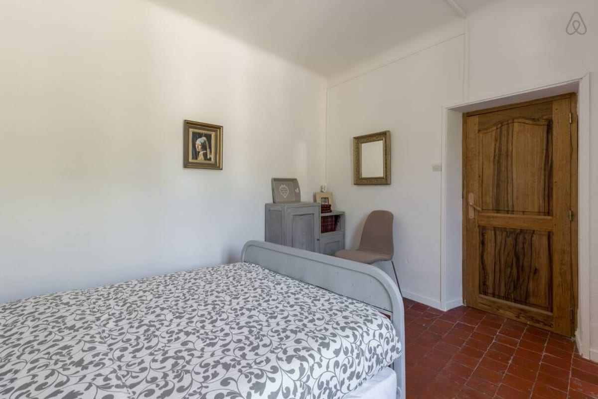 Immobilier Coin de Paradis sous le château des évêques  