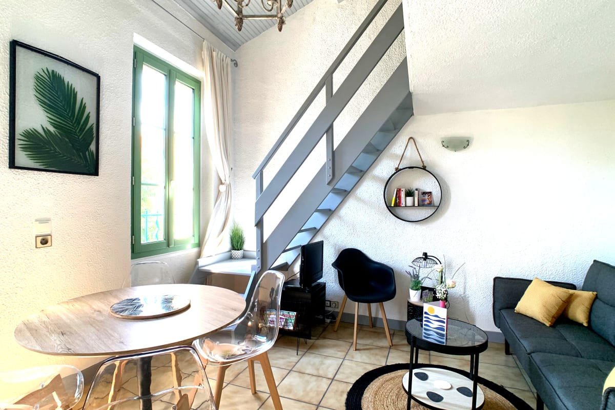  immobilier  Duplex T3 coeur du vieil Antibes