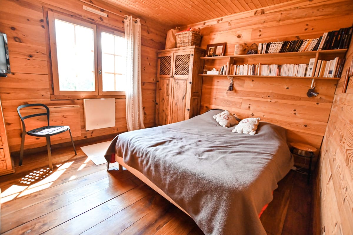 Immobilier Chalet Paisible De 170m² Avec Jolie Terrasse !  