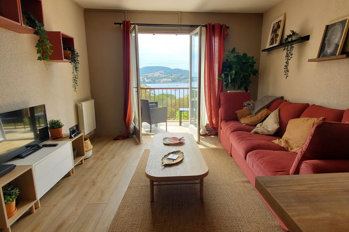  immobilier  Lumineux appartement avec vue sur mer