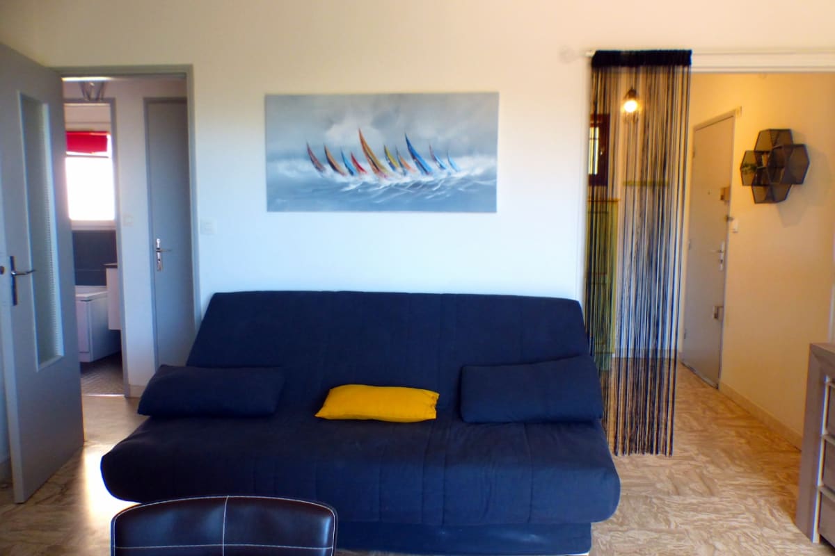  Appartement appartement spacieux proche port de sanary