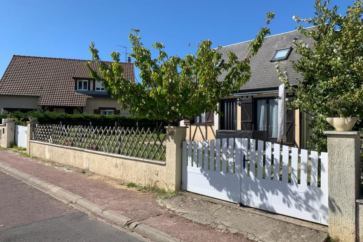 Maison   Jolie perle normande avec jardin