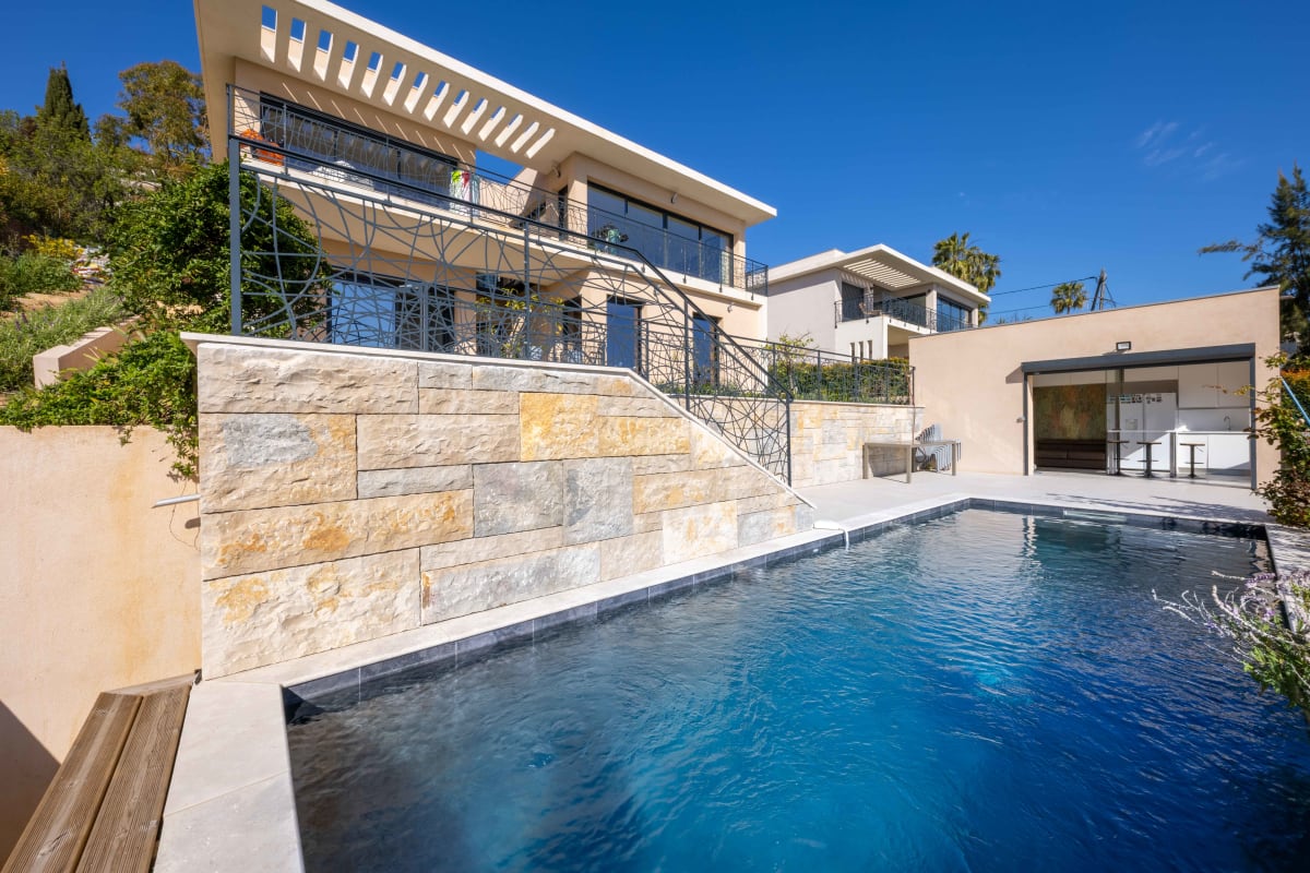 06BK - Superbe villa contemporaine vue mer