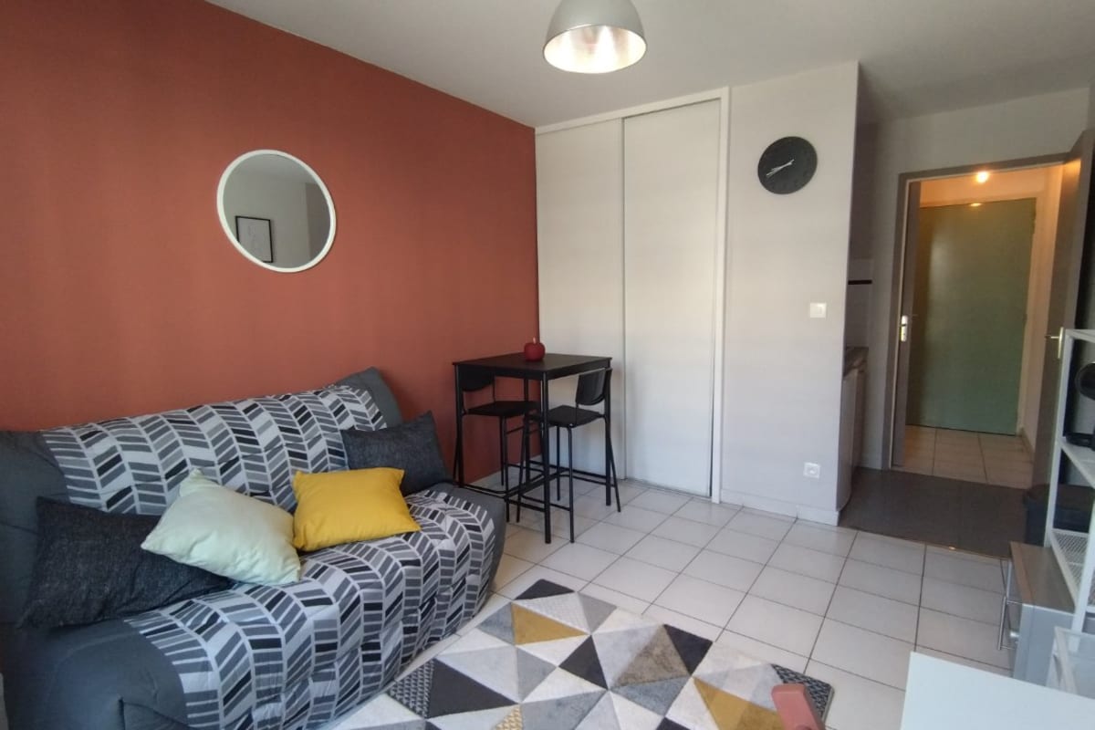  Appartement Charmant studio à Avignon