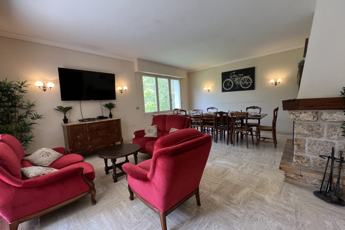  immobilier  Clos de la Gare, jardin spacieux, BBQ, 3min gare