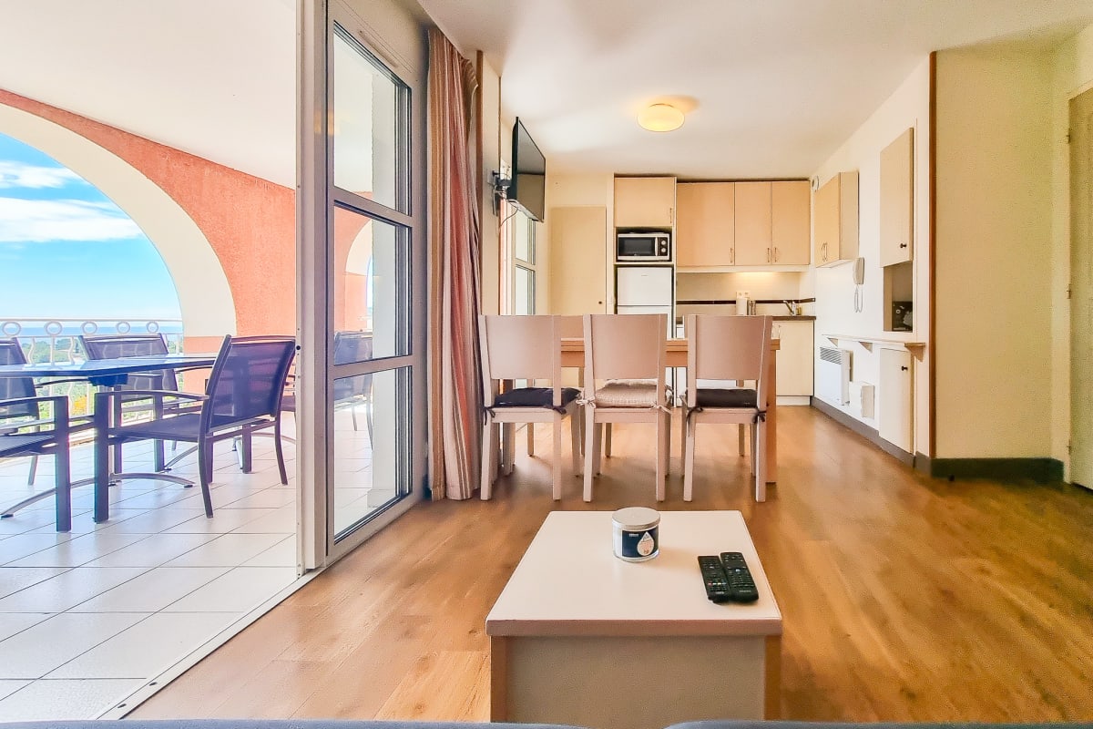  Appartement 6 pers vue mer près des plages à Agay 