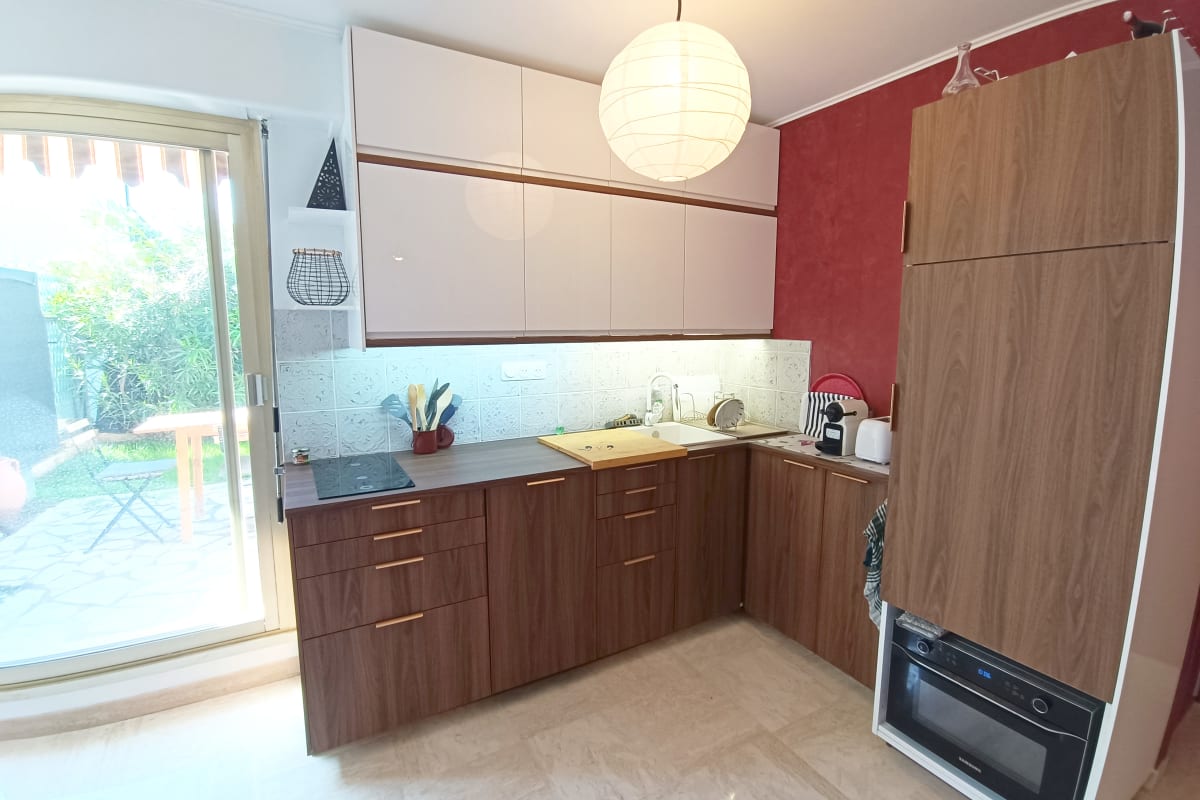  Appartement rénové avec terrasse et jardin 