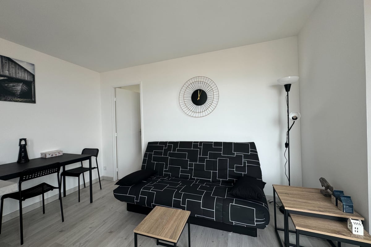  Appartement Joli T2 avec 2 balcons en front de mer