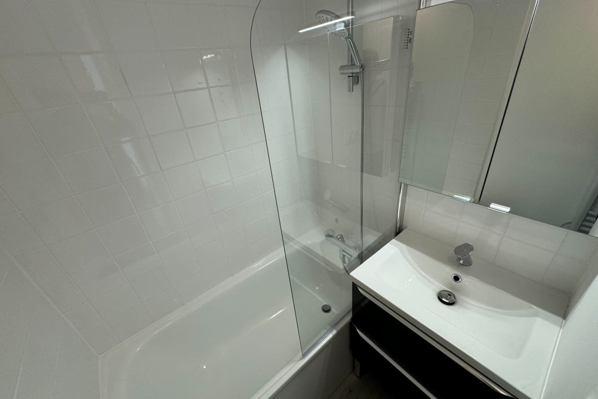 Appartement   Joli T2 avec 2 balcons en front de mer