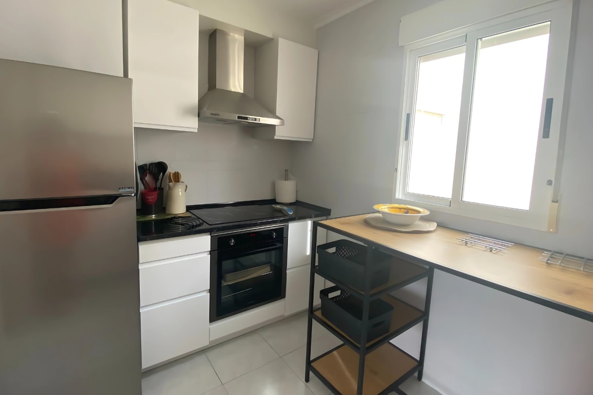 Immobilier Appartement avec solarium équipé, barbecue et piscine  
