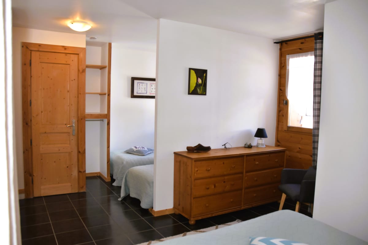  Les Thures Hameau du Roubion Hautes Alpes 