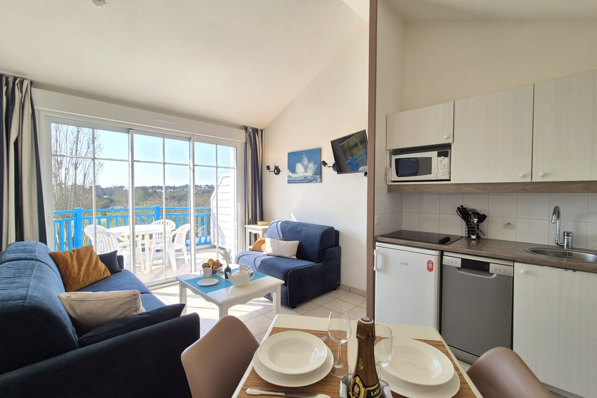 Appartement "Vue Panoramique sur le Golf ⛳ | Balcon & Piscine" 