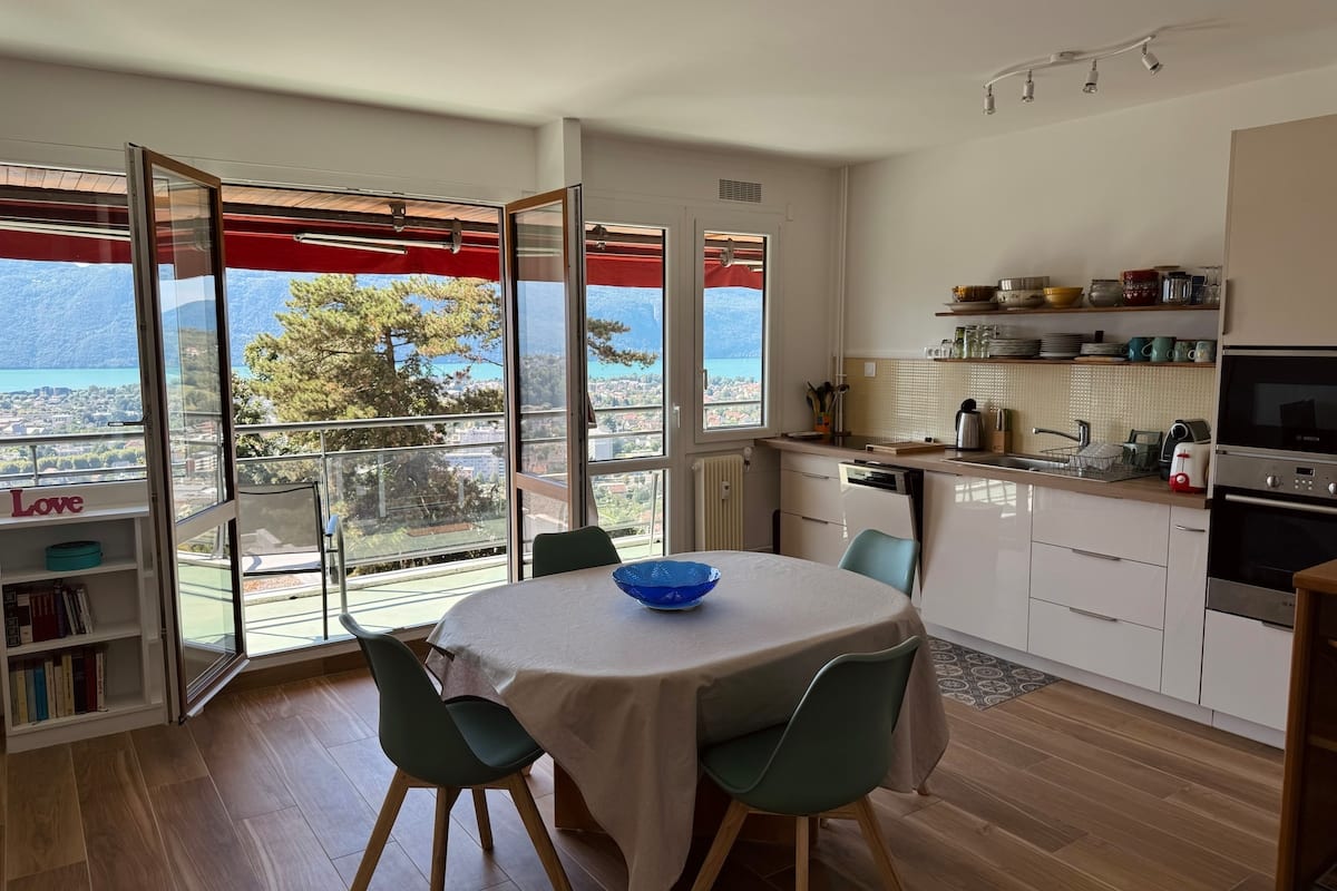 Logement lumineux de 50m² magnifique vue lac