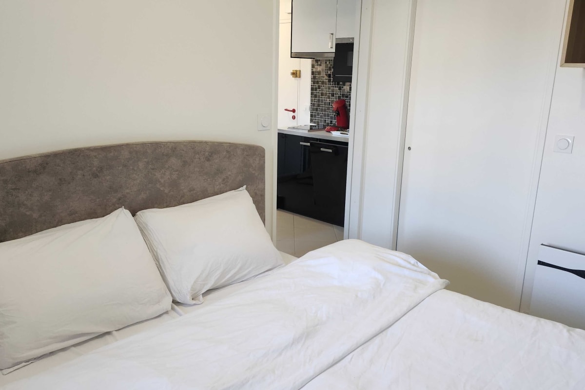 Appartement   Beau T2 avec balcon - proche plage