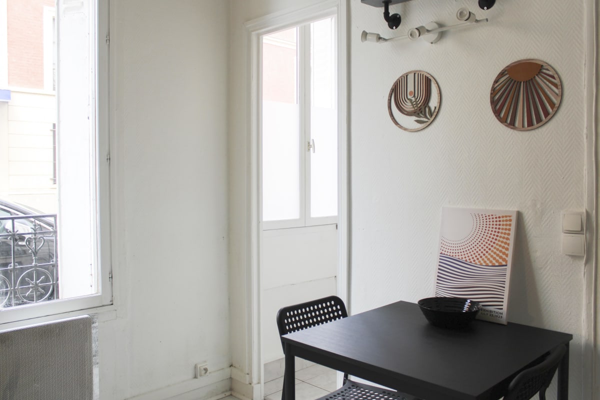  Beau studio mezzanine dans le centre-ville 