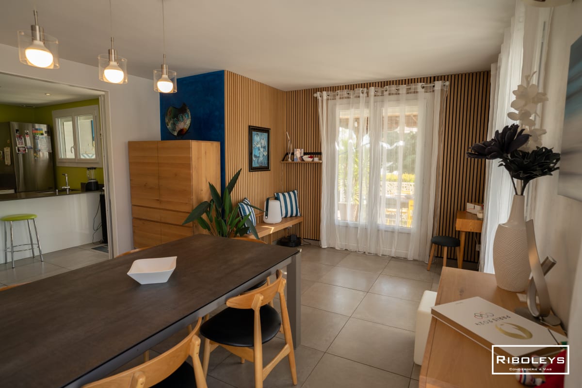 Immobilier Riboleys - Villa T4bis climatisée avec piscine  