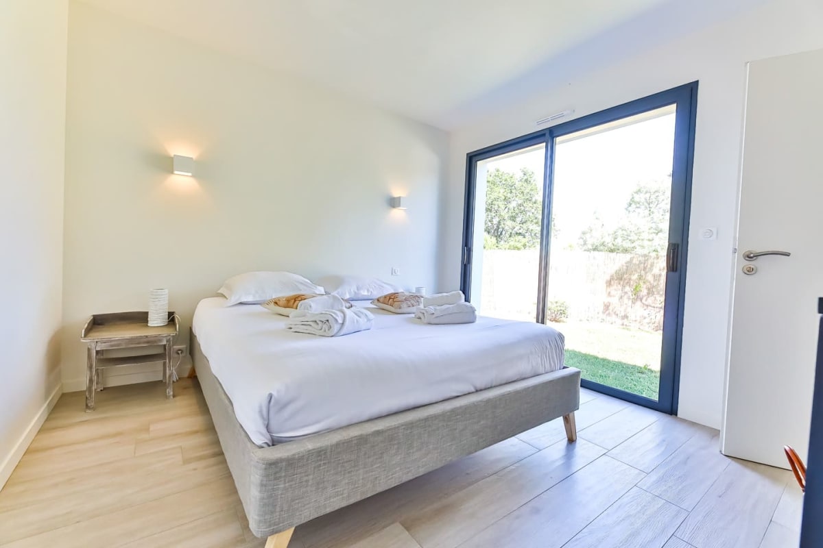  immobilier  Chiron Reculeau - Piscine - Wifi 