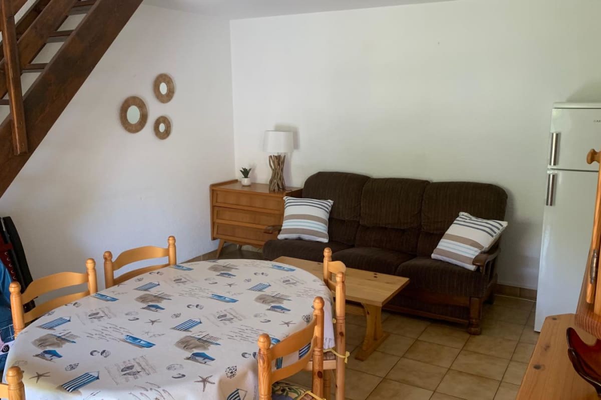  Maison Belle maison pour 5 avec piscine 