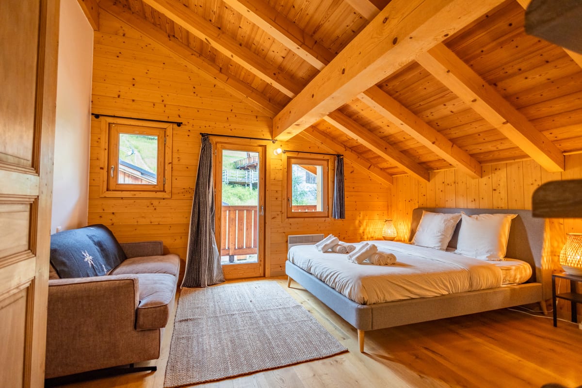  immobilier  Chalet authentique et spacieux à Méribel – 5 chambres
