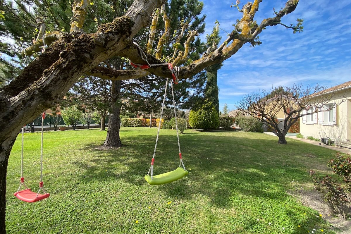  immobilier  Villa familiale avec jardin et piscine