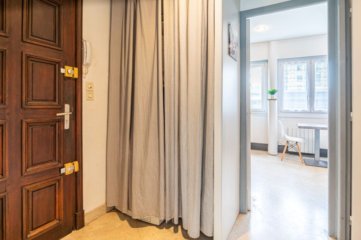  immobilier  Séjour en centre-ville - rénové et confortable